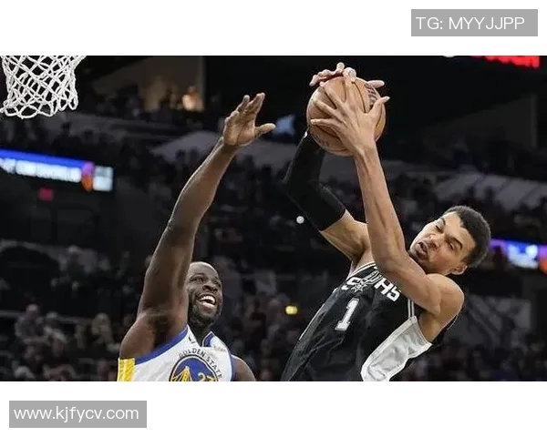 勇士与马刺对决精彩回顾及比赛数据分析详解