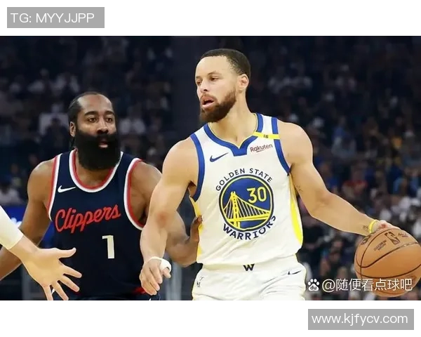 勇士与快船激战正酣NBA直播精彩瞬间回顾与分析 勇士与快船激战正酣NBA直播精彩瞬间回顾与分析