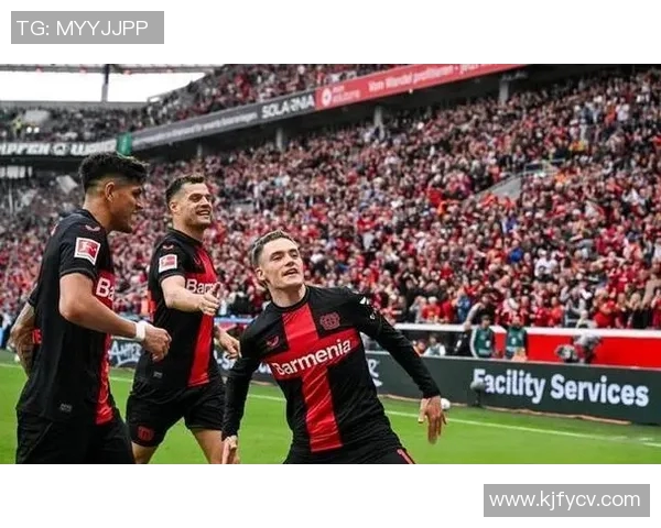 勒沃库森主场迎战曼联双方争夺欧战资格的关键之战 勒沃库森主场迎战曼联双方争夺欧战资格的关键之战