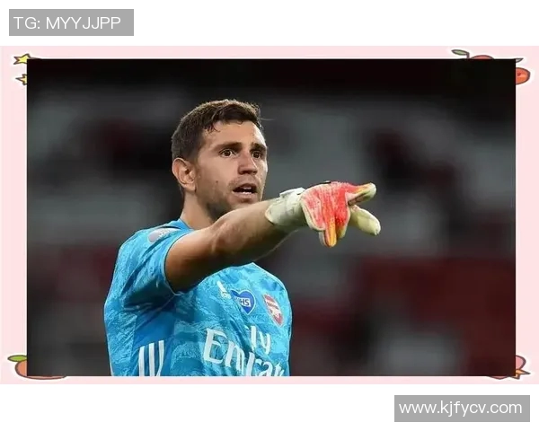 马丁内斯的传奇之路：从新星崛起到足球巨星的辉煌历程