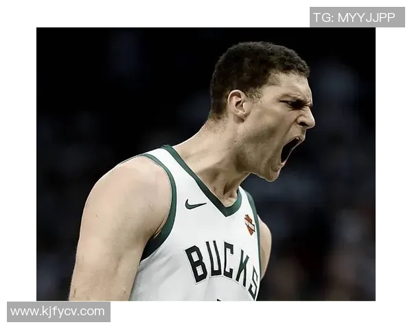 布鲁克洛佩斯的篮球之路与职业生涯的辉煌成就分析